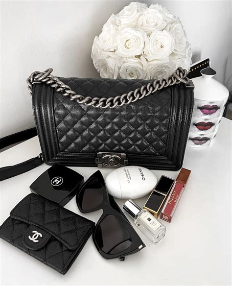 boy chanel wallet review|chanel black boyfriend bag.